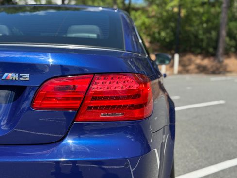 Used 2012 BMW M3 Convertible RWD image 24