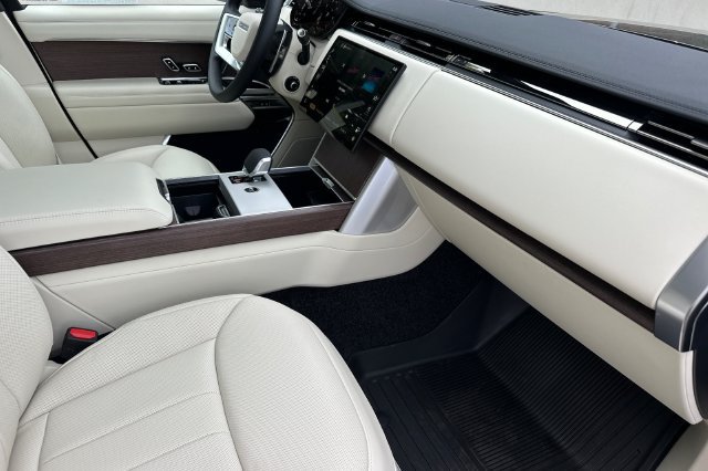 New 2026 Land Rover Range Rover SE AWD/4WD image 14