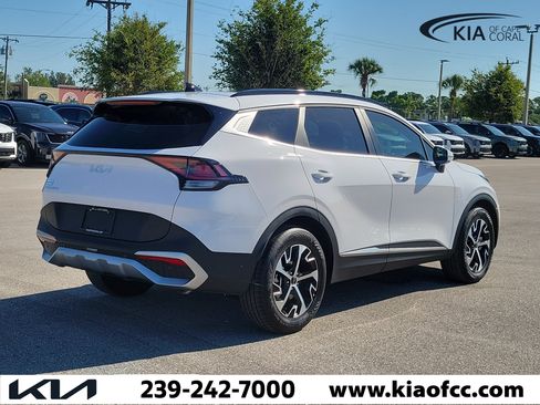 Certified 2025 Kia Sportage EX w/ Premium Package FWD image 6
