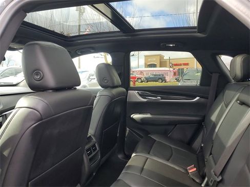 Certified 2021 Cadillac XT5 Premium Luxury image 10