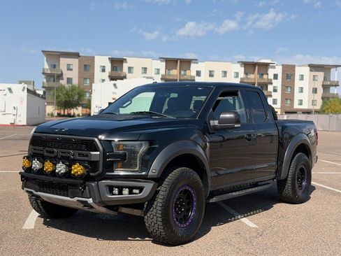 Used 2018 Ford F150 Raptor w/ Equipment Group 802A Luxury AWD/4WD image 19