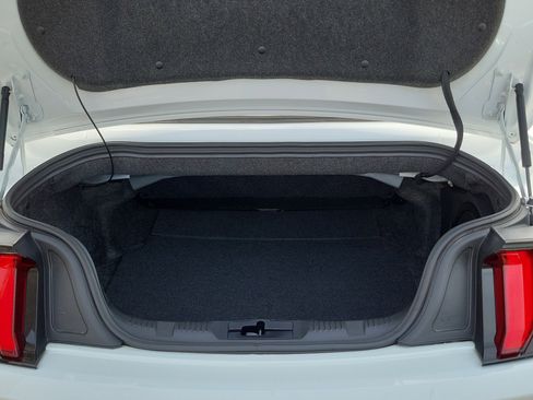 Used 2021 Ford Mustang Premium w/ Pony Package image 9