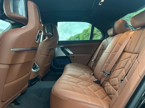 New 2026 BMW 750e xDrive w/ Executive Package AWD/4WD image 21