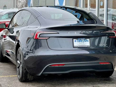 Used 2025 Tesla Model 3 Long Range image 3