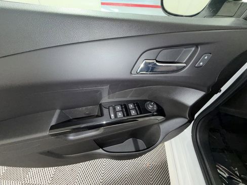 Used 2019 Chevrolet Sonic LT w/ RS Package image 15