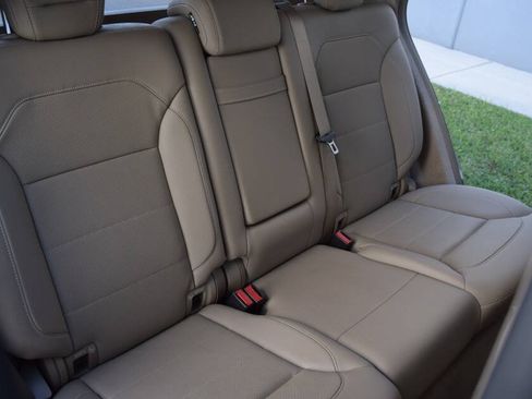 Used 2015 Mercedes-Benz ML 250 BlueTEC 4MATIC image 46