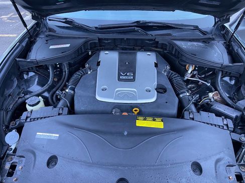 Used 2011 INFINITI M37 x w/ Premium Pkg image 9