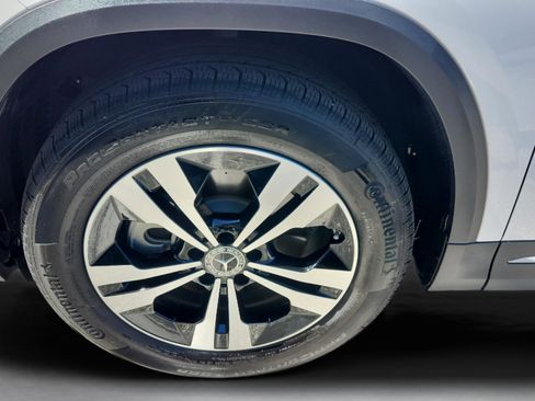 Used 2026 Mercedes-Benz GLA 250 image 12