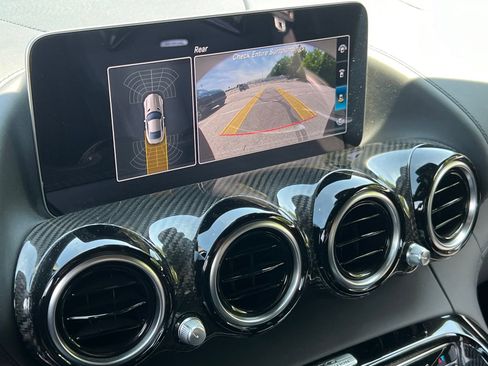 Used 2021 Mercedes-Benz AMG GT Coupe image 26