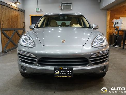Used 2013 Porsche Cayenne Diesel image 2
