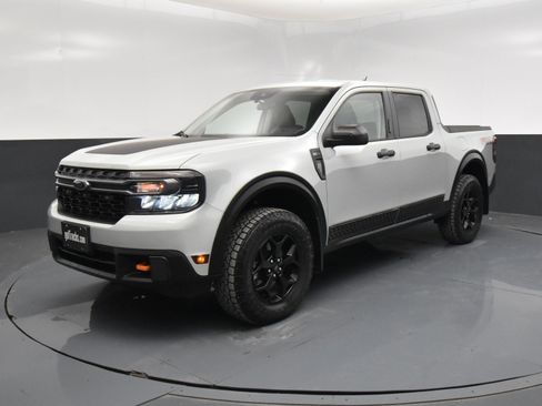 Used 2022 Ford Maverick XLT w/ Equipment Group 300A Standard image 2