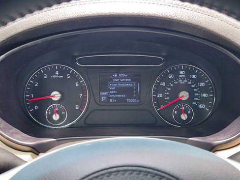 Used 2020 Kia Sorento S FWD image 15