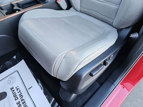 Used 2022 Honda CR-V Touring image 33
