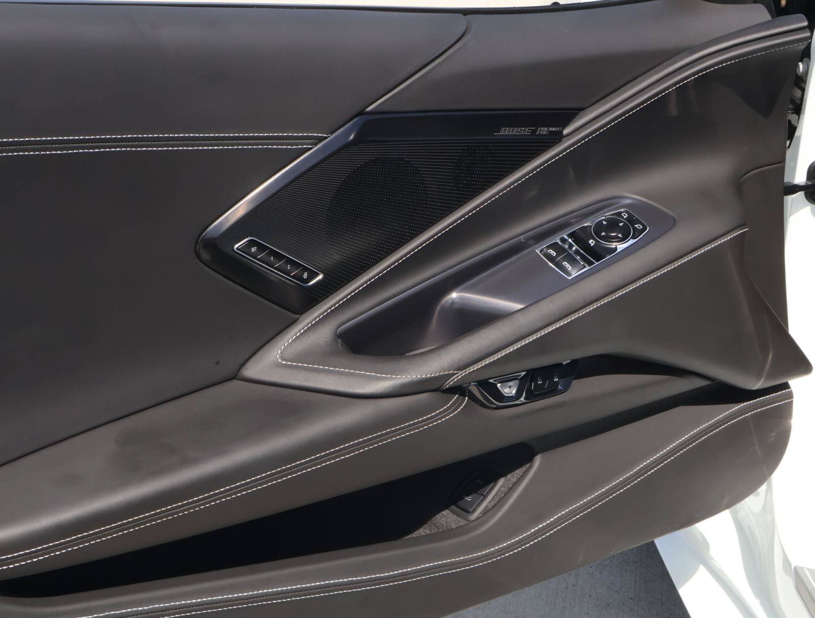 Used 2024 Chevrolet Corvette Stingray Premium Cpe w/ Z51 Performance Package RWD image 14