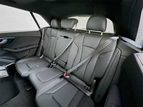 New 2026 Audi Q8 Premium Plus image 22