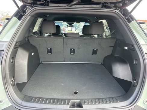New 2026 Chevrolet Equinox LT w/ LPO, Floor Liner Package image 29