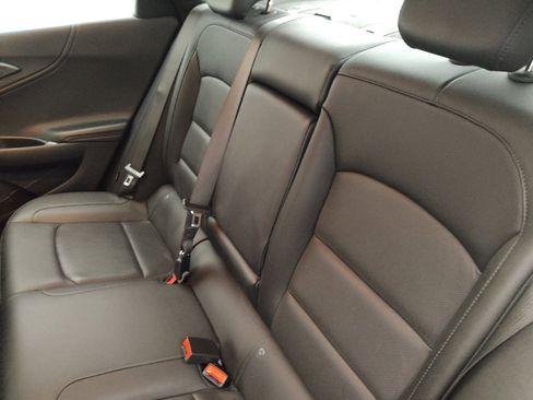 Used 2024 Chevrolet Malibu LT FWD image 18