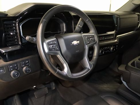Used 2024 Chevrolet Silverado 2500 LTZ image 37