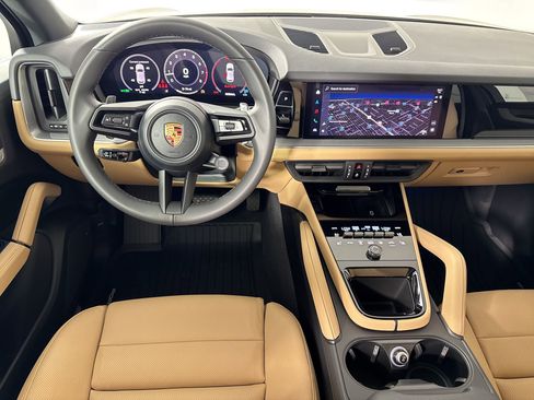 Used 2026 Porsche Cayenne image 27