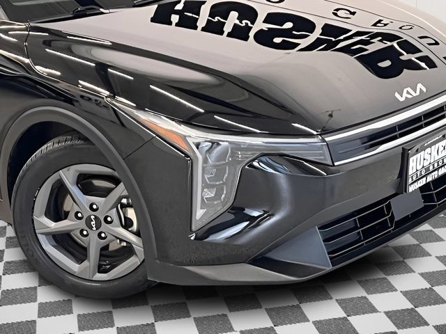 Used 2025 Kia K4 FWD image 26