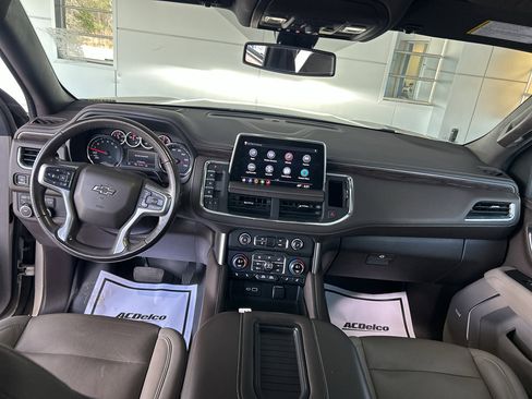 Used 2021 Chevrolet Tahoe Z71 w/ Luxury Package image 10