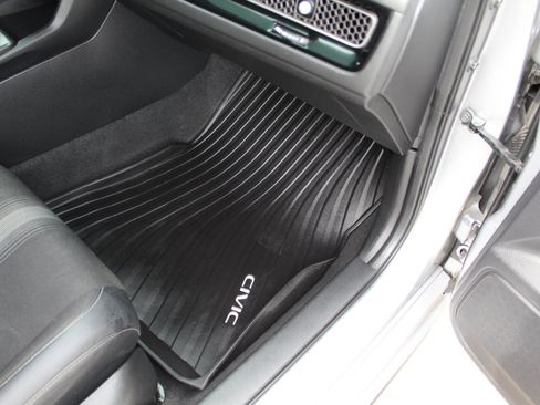Used 2022 Honda Civic Sport image 15