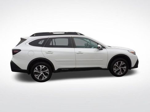 Used 2022 Subaru Outback Limited AWD/4WD image 12