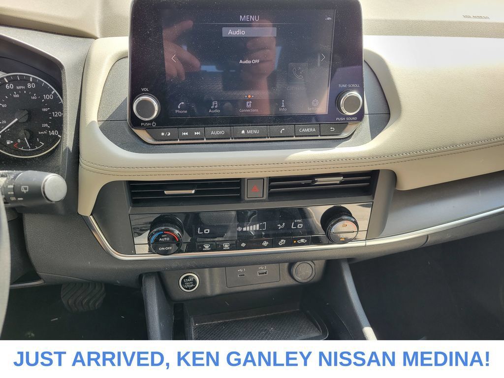 Certified 2023 Nissan Rogue SV AWD/4WD image 10