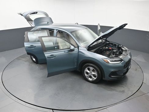 Used 2024 Honda HR-V LX image 46