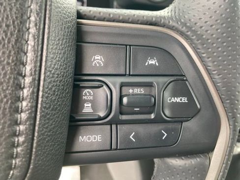 Certified 2025 Toyota 4Runner SR5 image 24