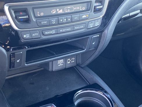 Used 2020 Honda Passport Touring image 40