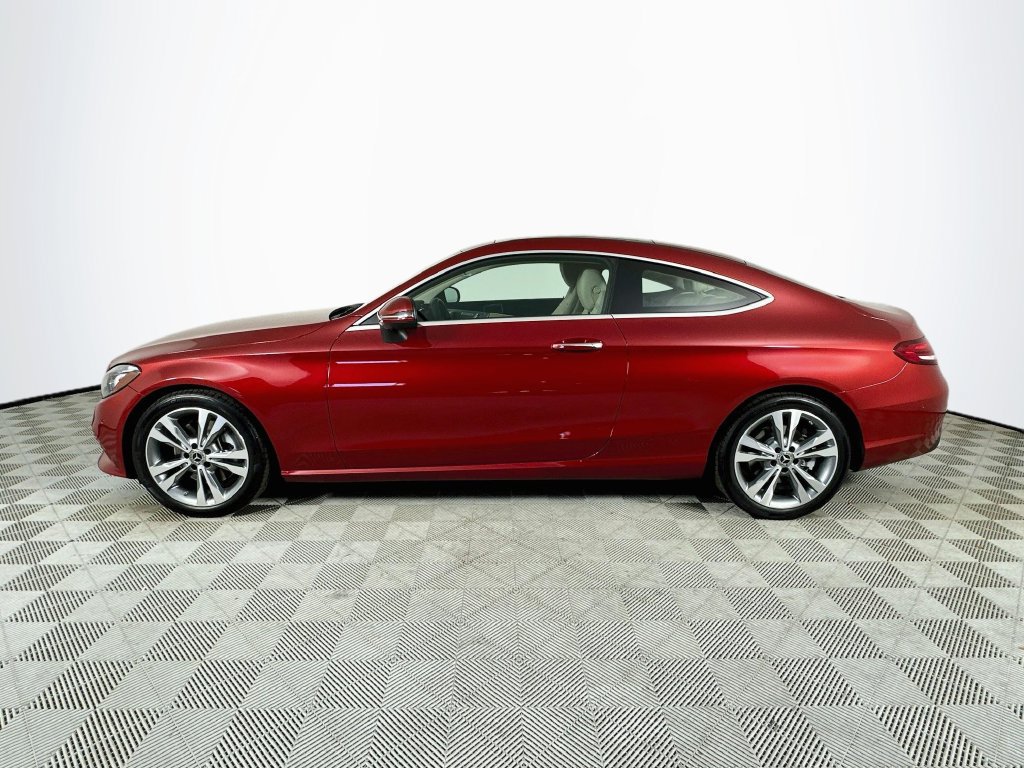 Used 2023 Mercedes-Benz C 300 Coupe image 4