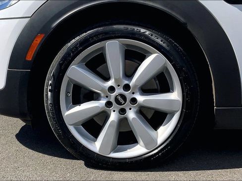 Used 2020 MINI Cooper Countryman S w/ Signature Upholstery Package image 8