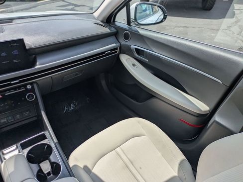 Used 2025 Hyundai Sonata SEL FWD image 29