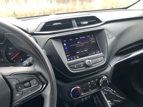 Used 2023 Chevrolet TrailBlazer LT image 16