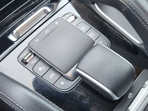Used 2024 Mercedes-Benz GLS 450 4MATIC image 16