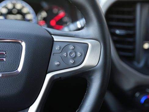 Used 2023 GMC Acadia Denali image 22