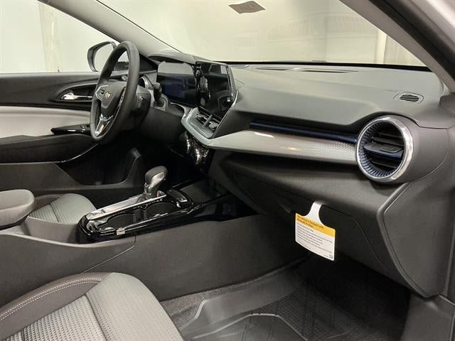 New 2026 Chevrolet Trax LT w/ LT Convenience Package FWD image 31