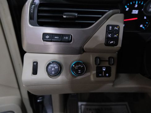 Used 2019 GMC Yukon XL Denali w/ Denali Ultimate Package image 40