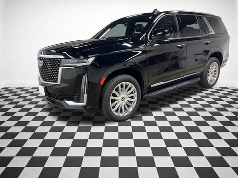 Certified 2023 Cadillac Escalade Premium Luxury w/ LPO, Floor Liner Package AWD/4WD image 4