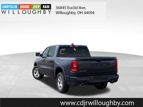 New 2026 RAM 1500 4x4 Crew Cab image 3