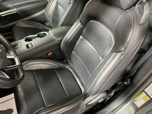 Used 2025 Ford Mustang Premium RWD image 15