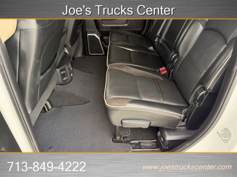 Used 2019 RAM 2500 Laramie w/ Cold Weather Group image 28