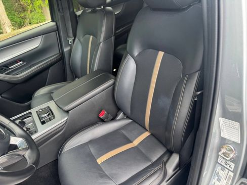 Used 2025 MAZDA CX-90 3.3 Turbo w/ Premium Plus Pkg AWD/4WD image 19