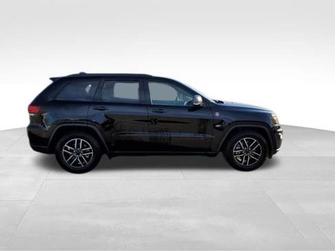 Used 2021 Jeep Grand Cherokee Trailhawk w/ Trailhawk Luxury Group image 4