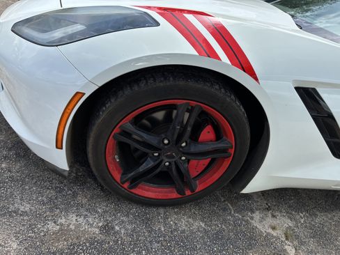 Used 2016 Chevrolet Corvette Stingray Coupe w/ Carbon Flash Badge Package RWD image 5
