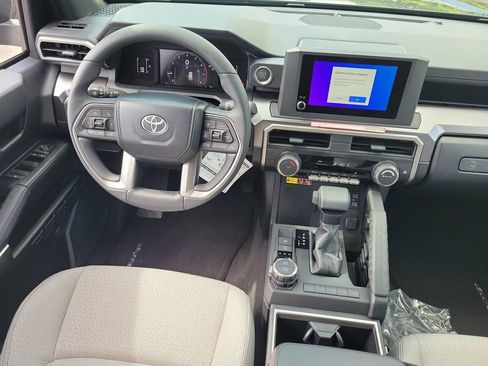 New 2026 Toyota 4Runner SR5 AWD/4WD image 26
