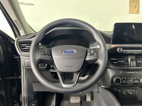 Used 2025 Ford Escape Active AWD/4WD image 7