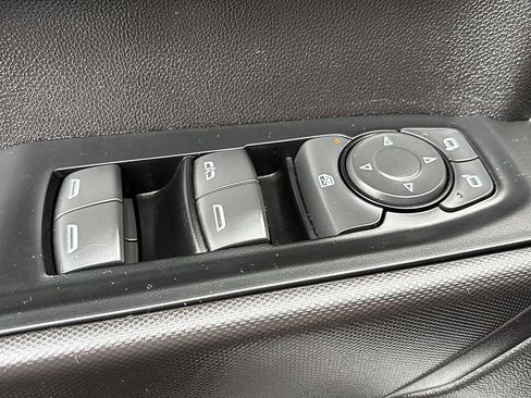 Used 2024 Chevrolet Silverado 1500 Custom Trail Boss AWD/4WD image 14