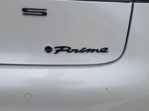 Certified 2023 Toyota Prius Prime FWD image 11